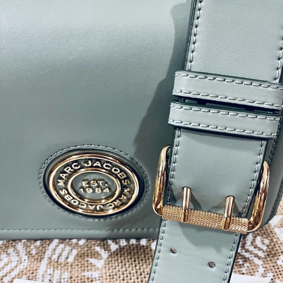 Marc Jacobs Insignia Full Flap Logo Shoulder Bag - Picture 12 of 13